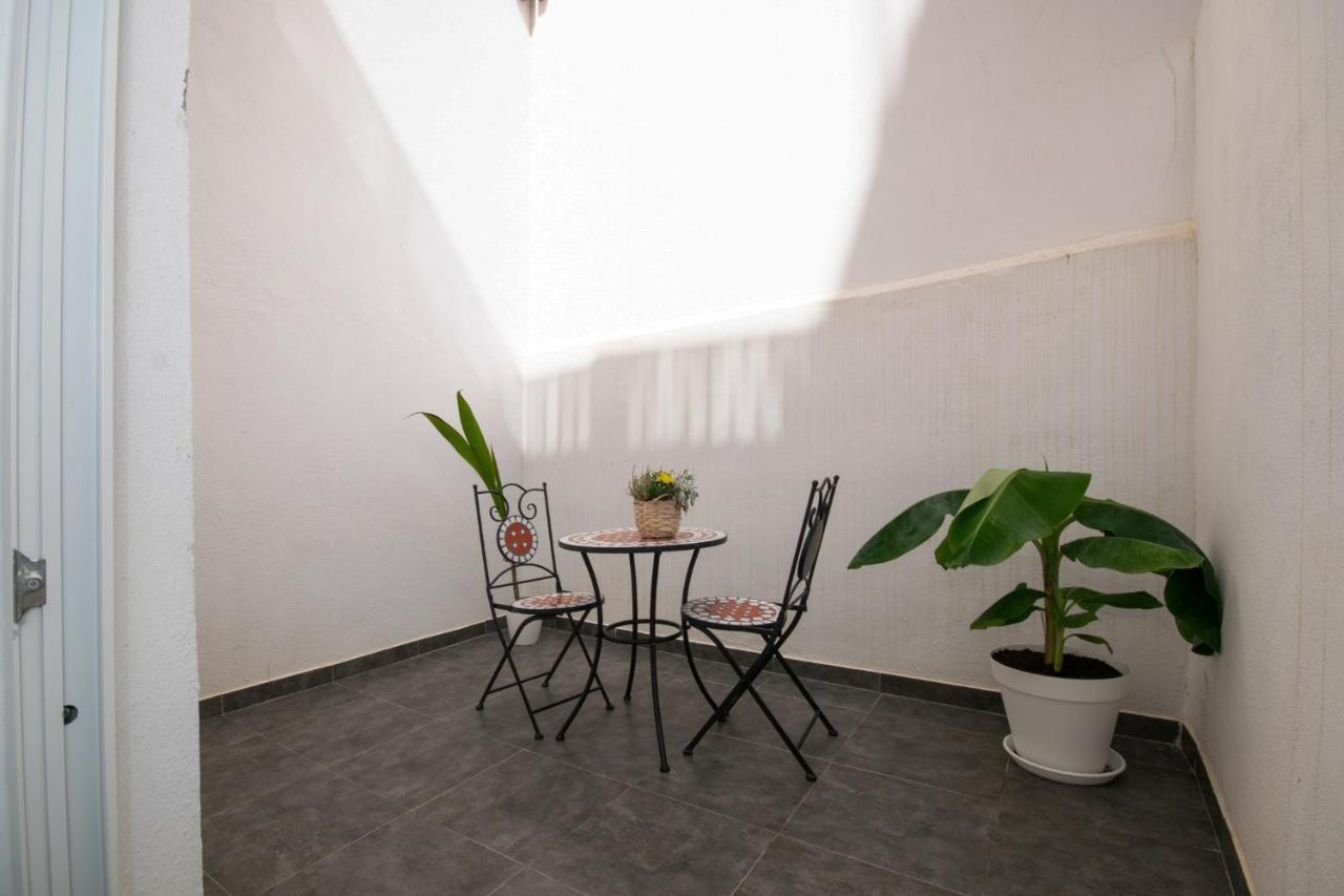 הוספיטלט דה יוברגאט Apartahotel Casa Batito מראה חיצוני תמונה